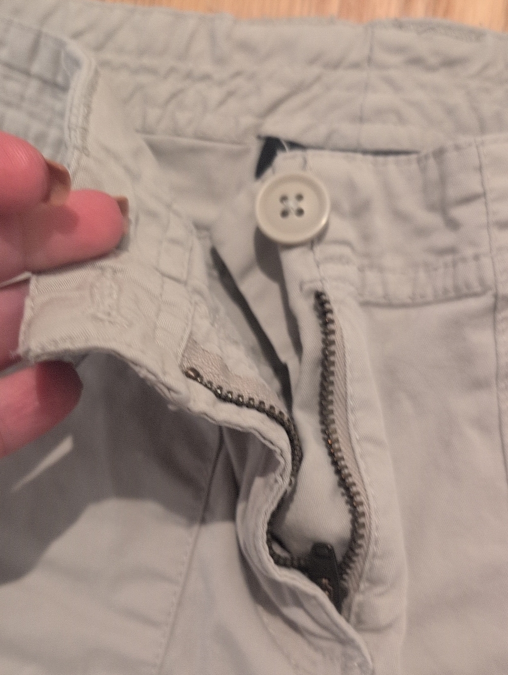 Women's Lightweight Cargo Pants in Light Beige - Picture 3 of 8